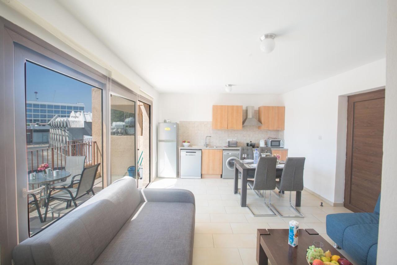 Napiana Apartments Aya Napa Dış mekan fotoğraf