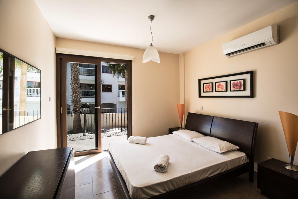 Napiana Apartments Aya Napa Oda fotoğraf