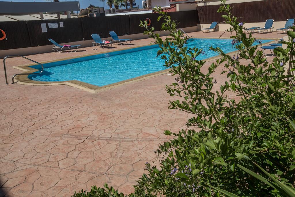 Napiana Apartments Aya Napa Dış mekan fotoğraf