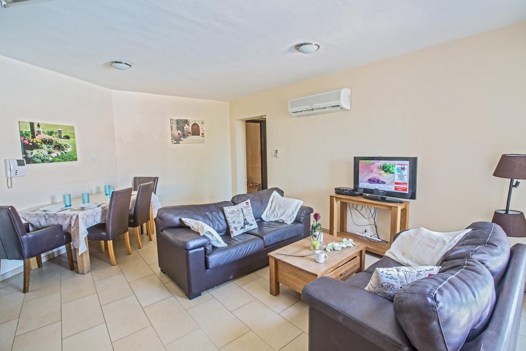 Napiana Apartments Aya Napa Dış mekan fotoğraf