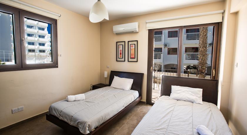 Napiana Apartments Aya Napa Oda fotoğraf